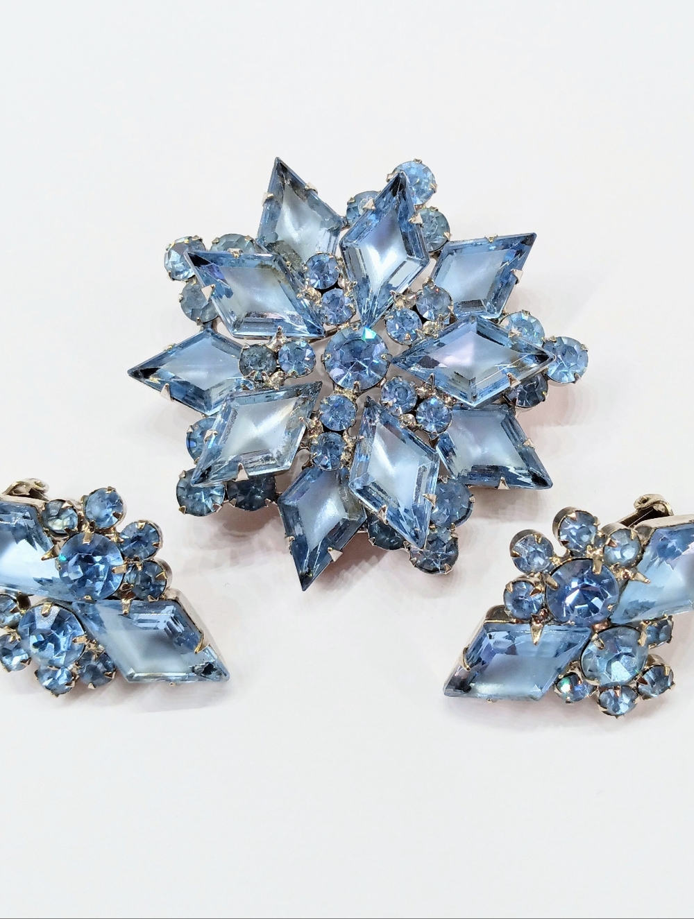 Vintage Juliana Delizza Elster Blue Diamond Rhinestone Brooch Earrings Set Rare
